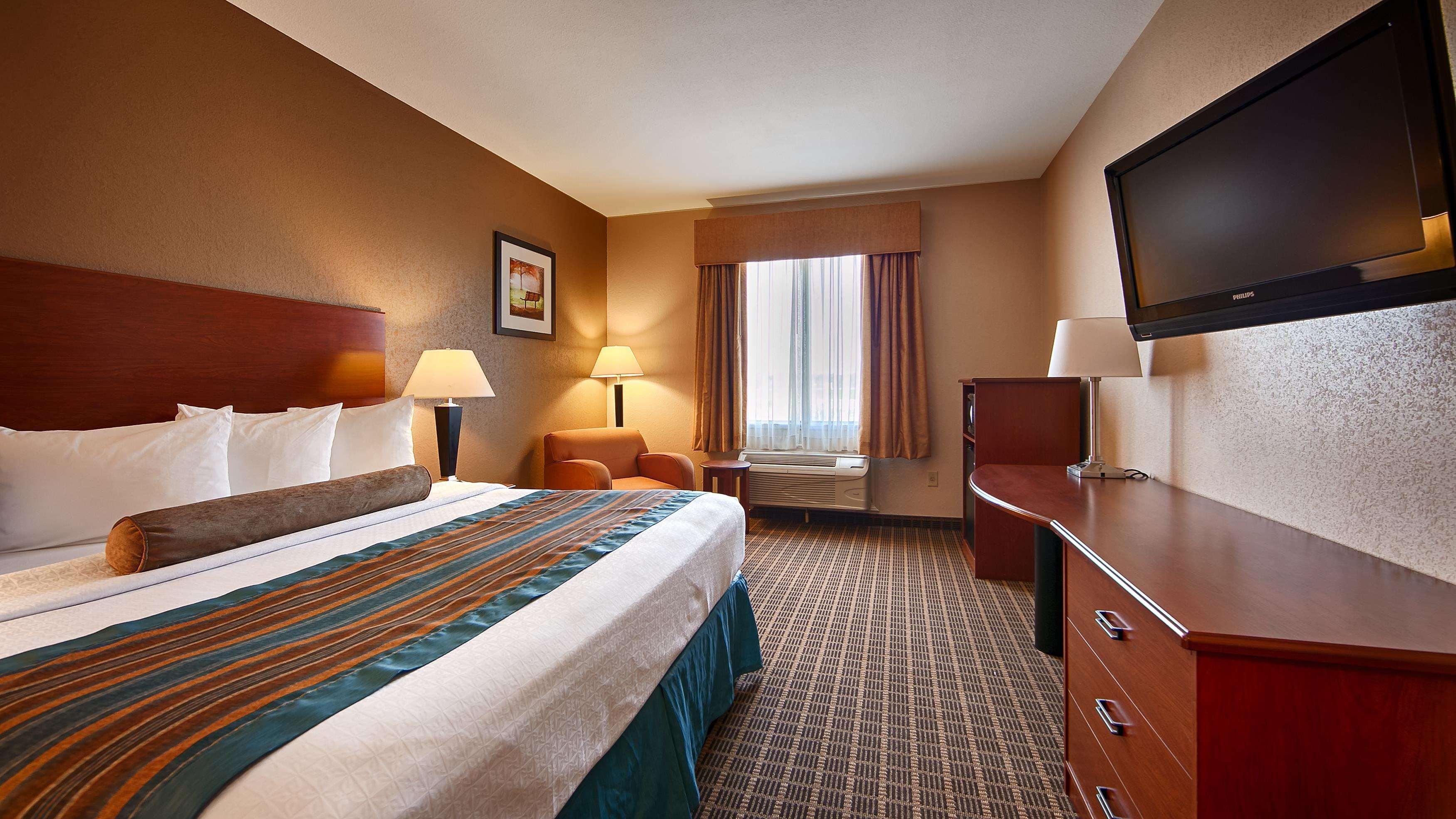 Best Western Orange Inn & Suites Екстер'єр фото